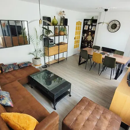 Appartamento Familial Refait à Neuf Centre 20ème Parigi