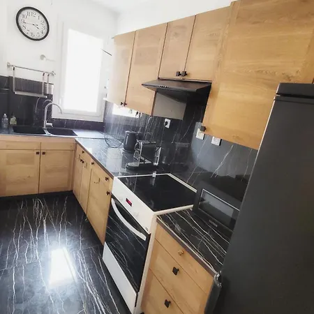 Appartamento Familial Refait à Neuf Centre 20ème *